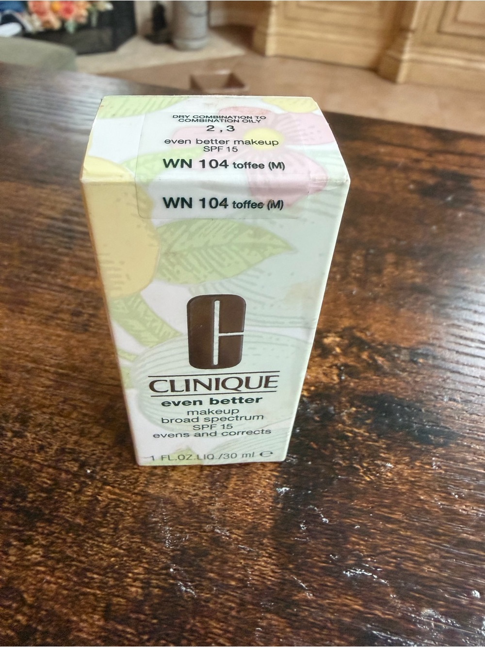 NEW!! Clinique Even Better Makeup SPF 15 - Toffee (WN 104)